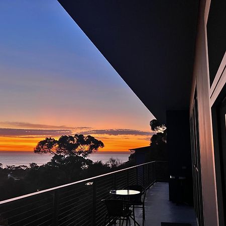 Sunrise On Falie Seaview Eco Accommodation American River Exterior photo