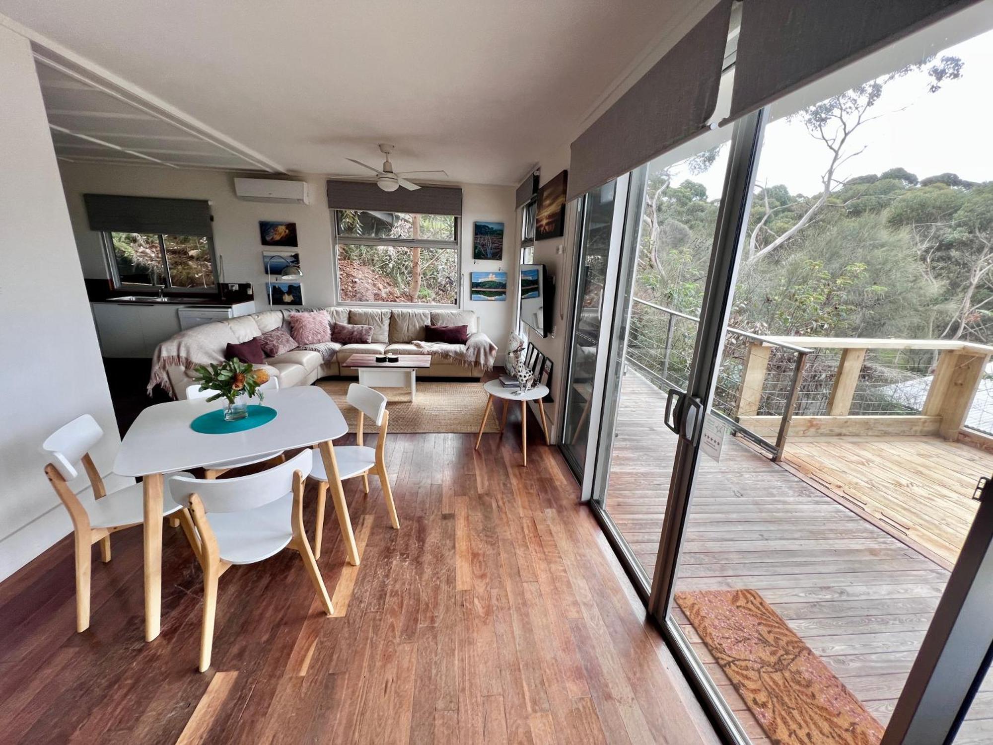 Sunrise On Falie Seaview Eco Accommodation American River Exterior photo